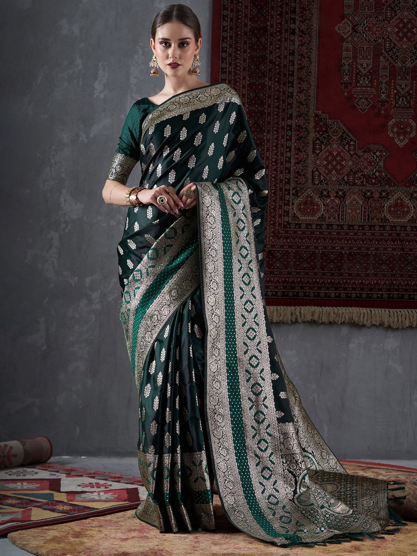 Get the best wedding sarees