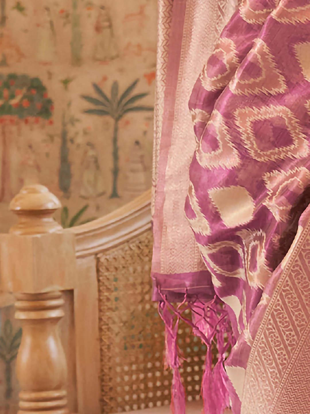 Lavendar Banarasi Tissue Woven Saree