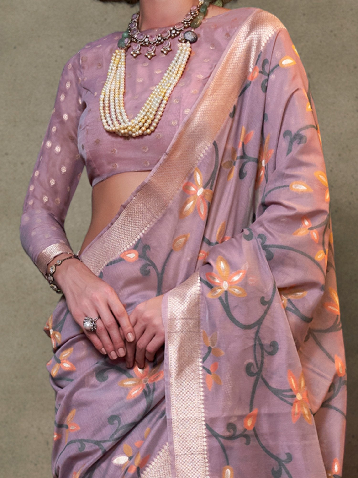Get the best Banarasi saree
