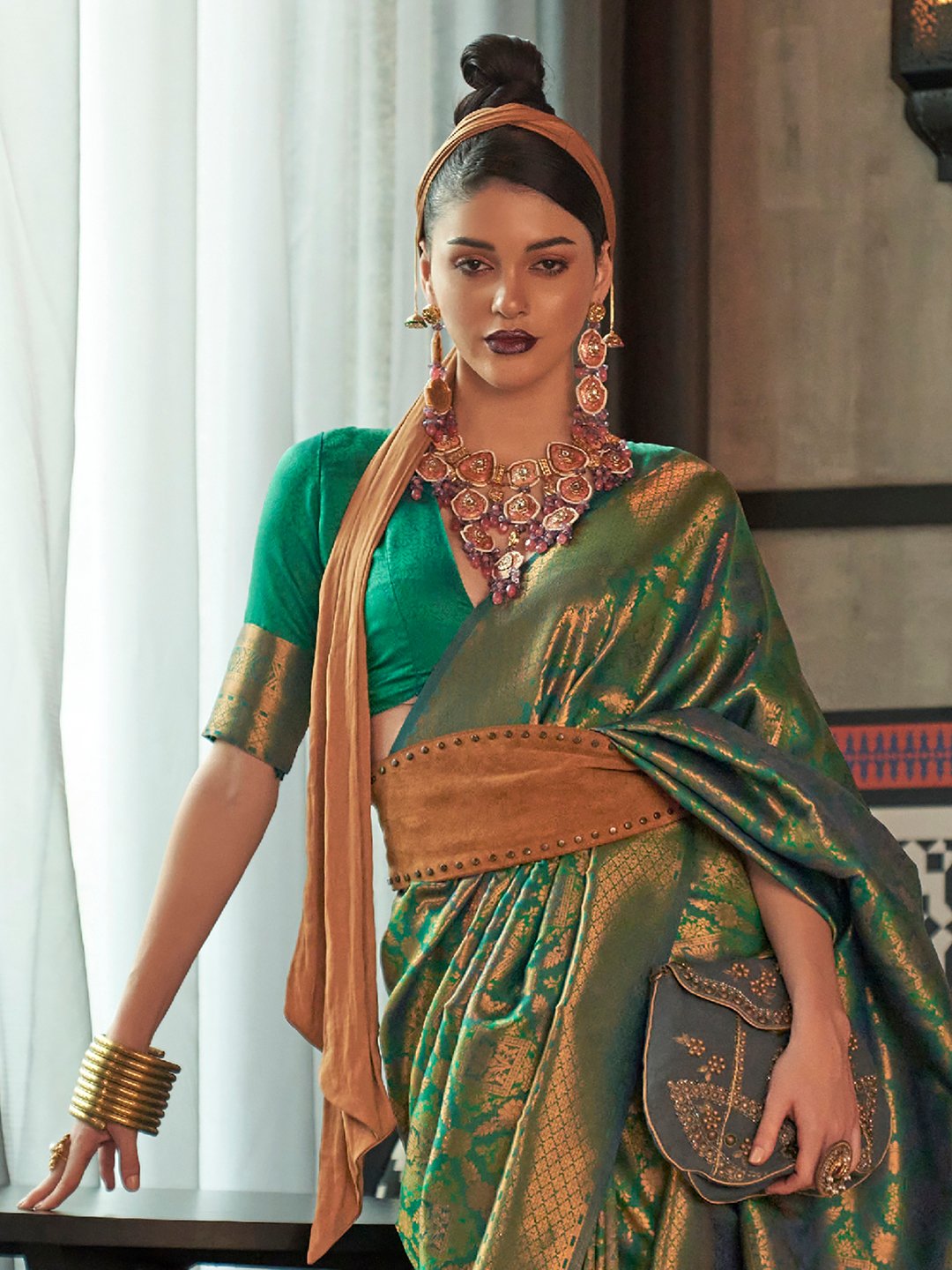 Green Kanjeevaram Silk Blend Woven Saree