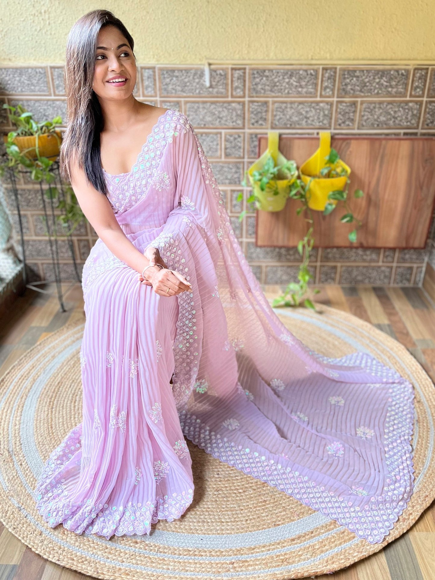 Get the best Banarasi silk saree
