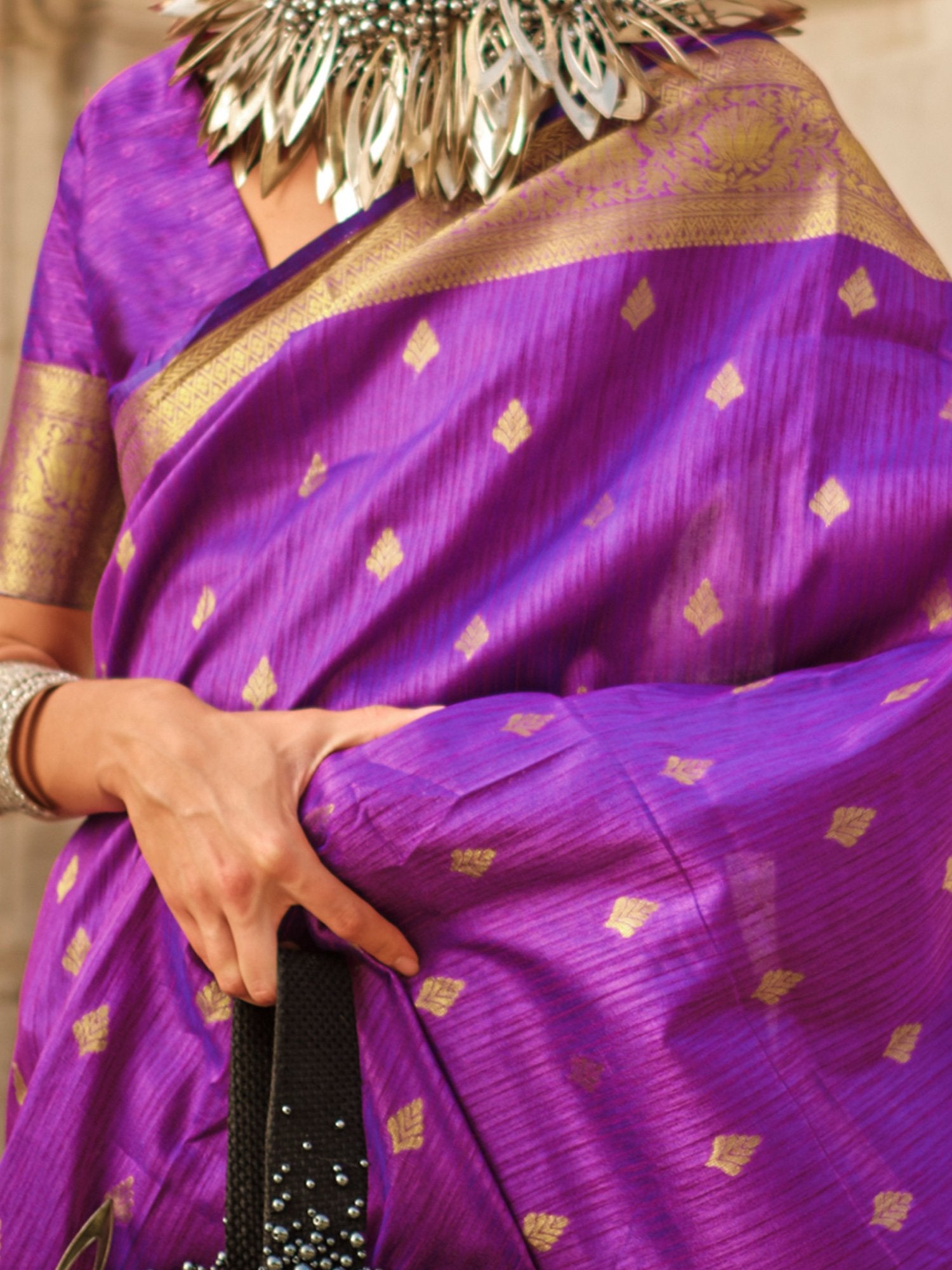 Get the best online saree store