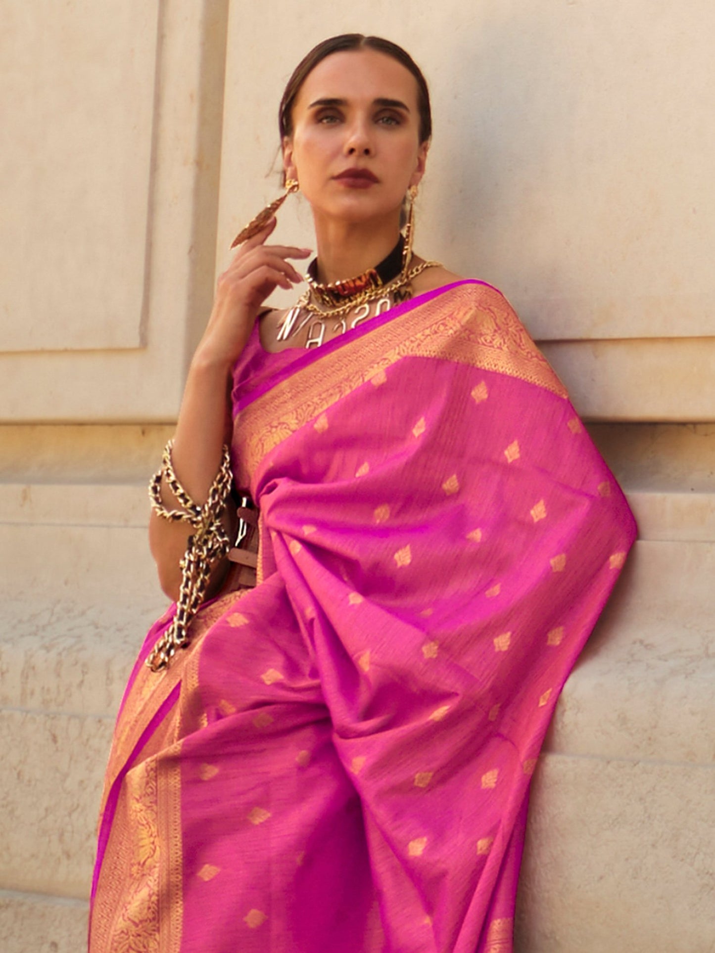 Get the best shaadi saree