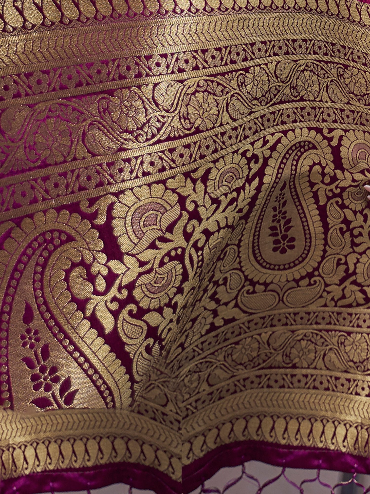 Get the best Saree shops near me