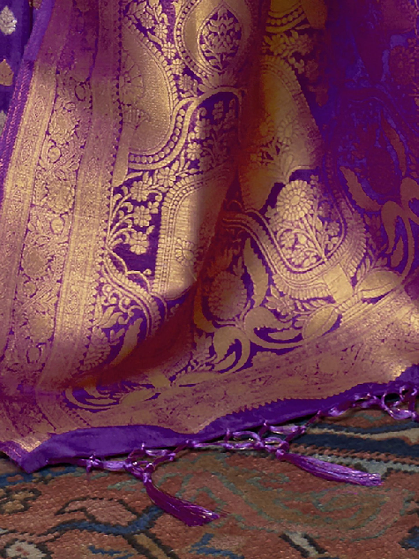 Get the best wedding sarees