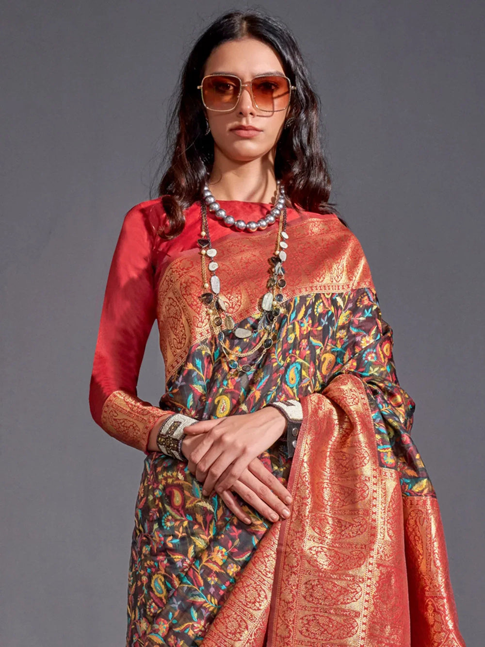 Red and Black Kashmiri Silk Saree - The Dori Store