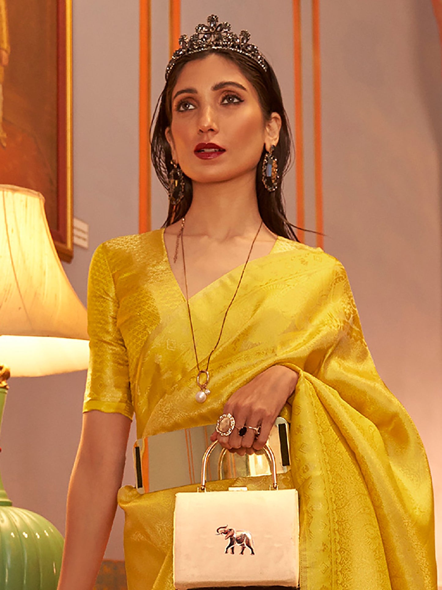 Get the best latest saree design