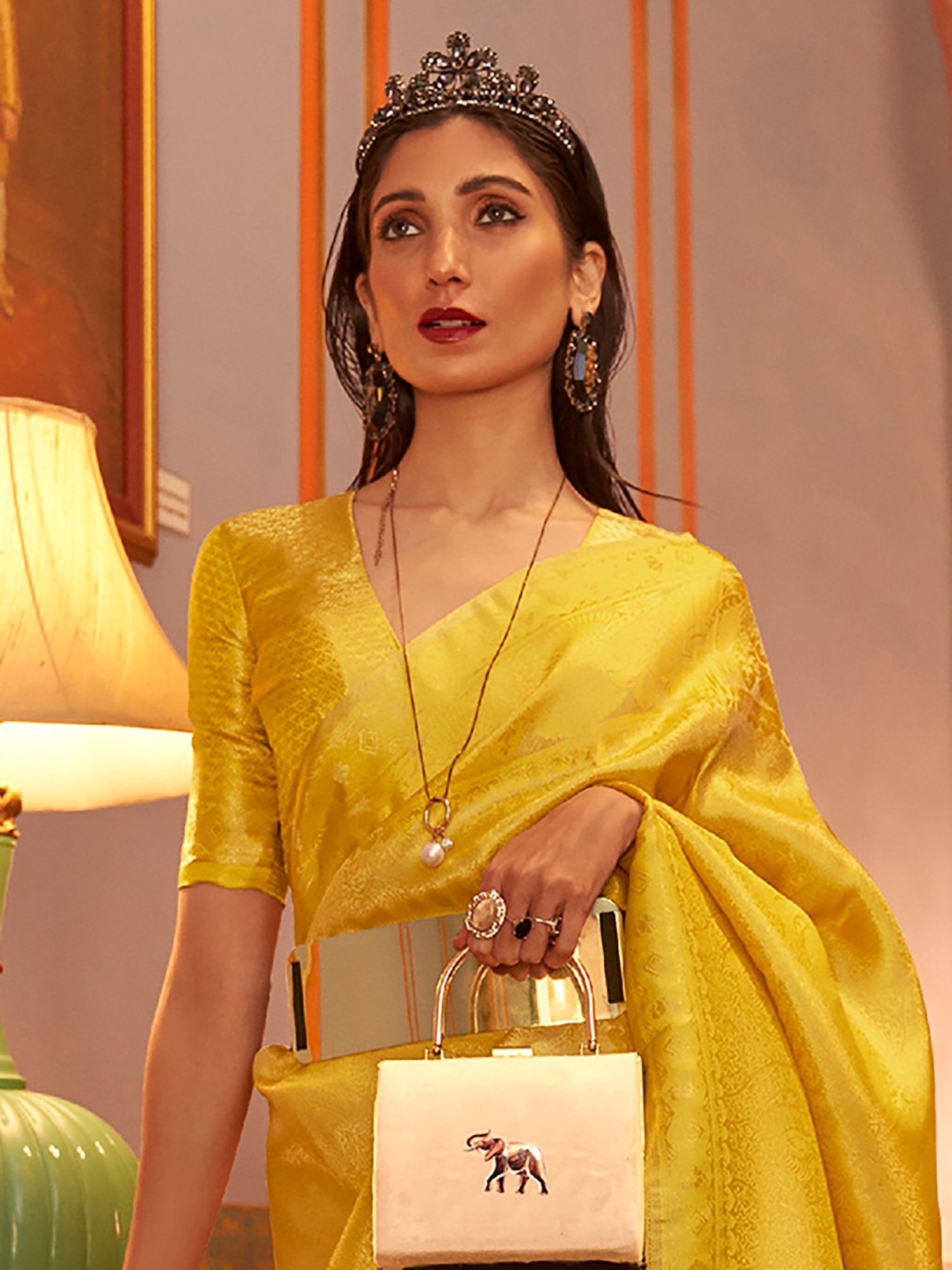 Get the best latest saree design