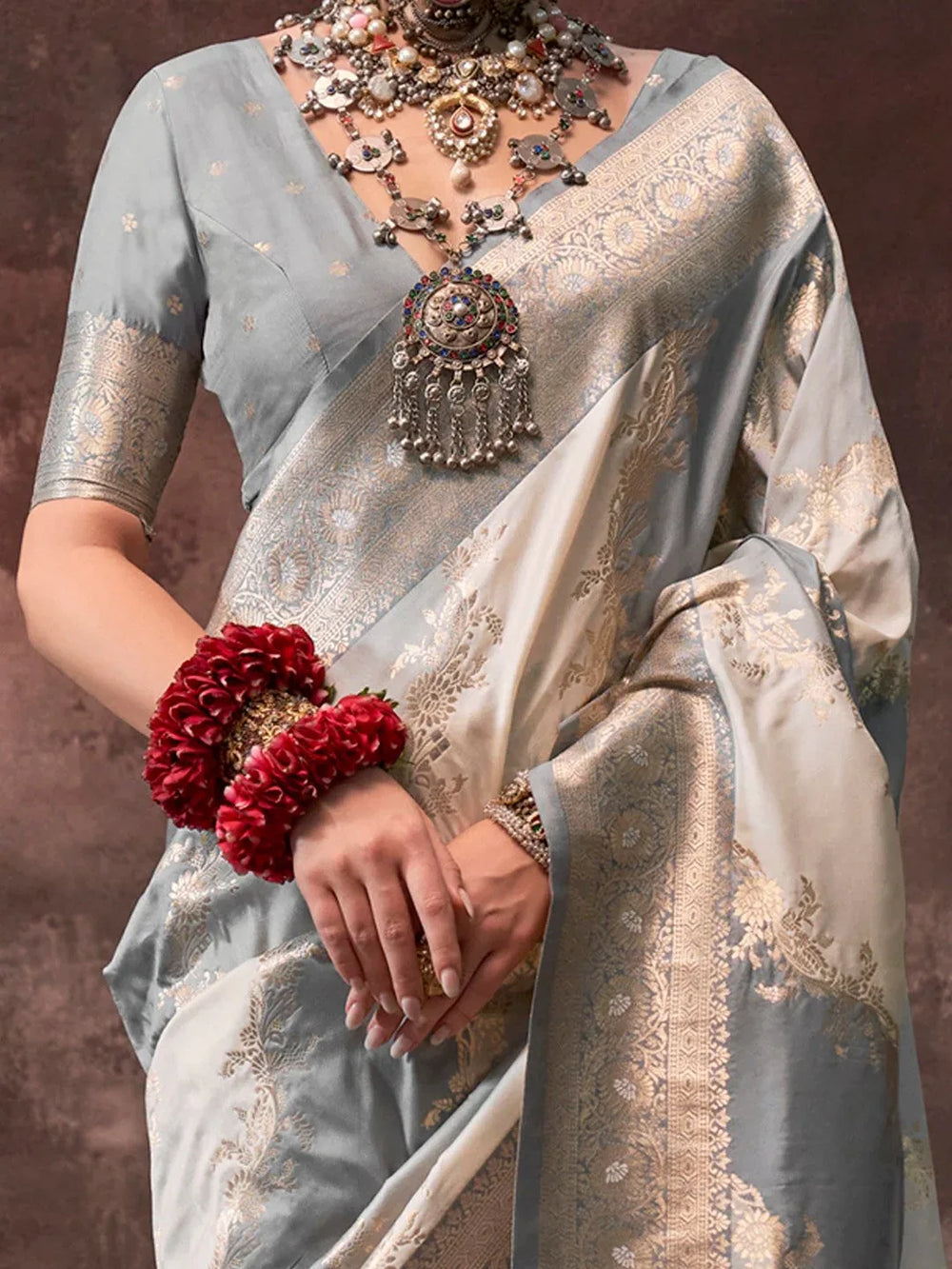 Rich Grey Handloom Banarasi Silk Saree - The Dori Store