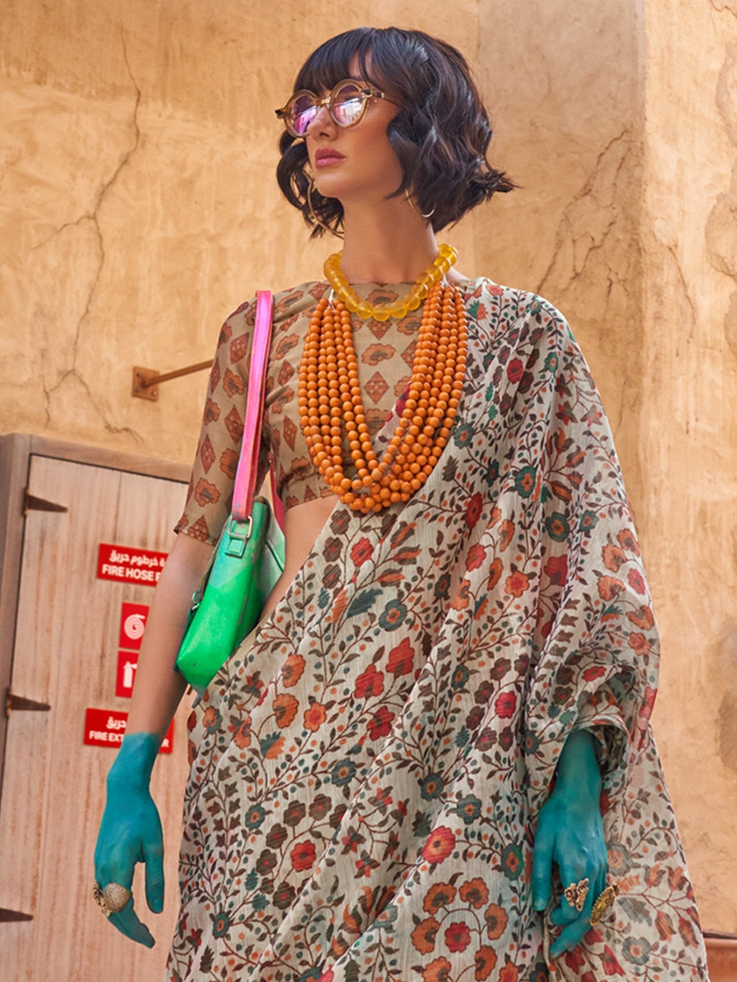 Get the best organza saree