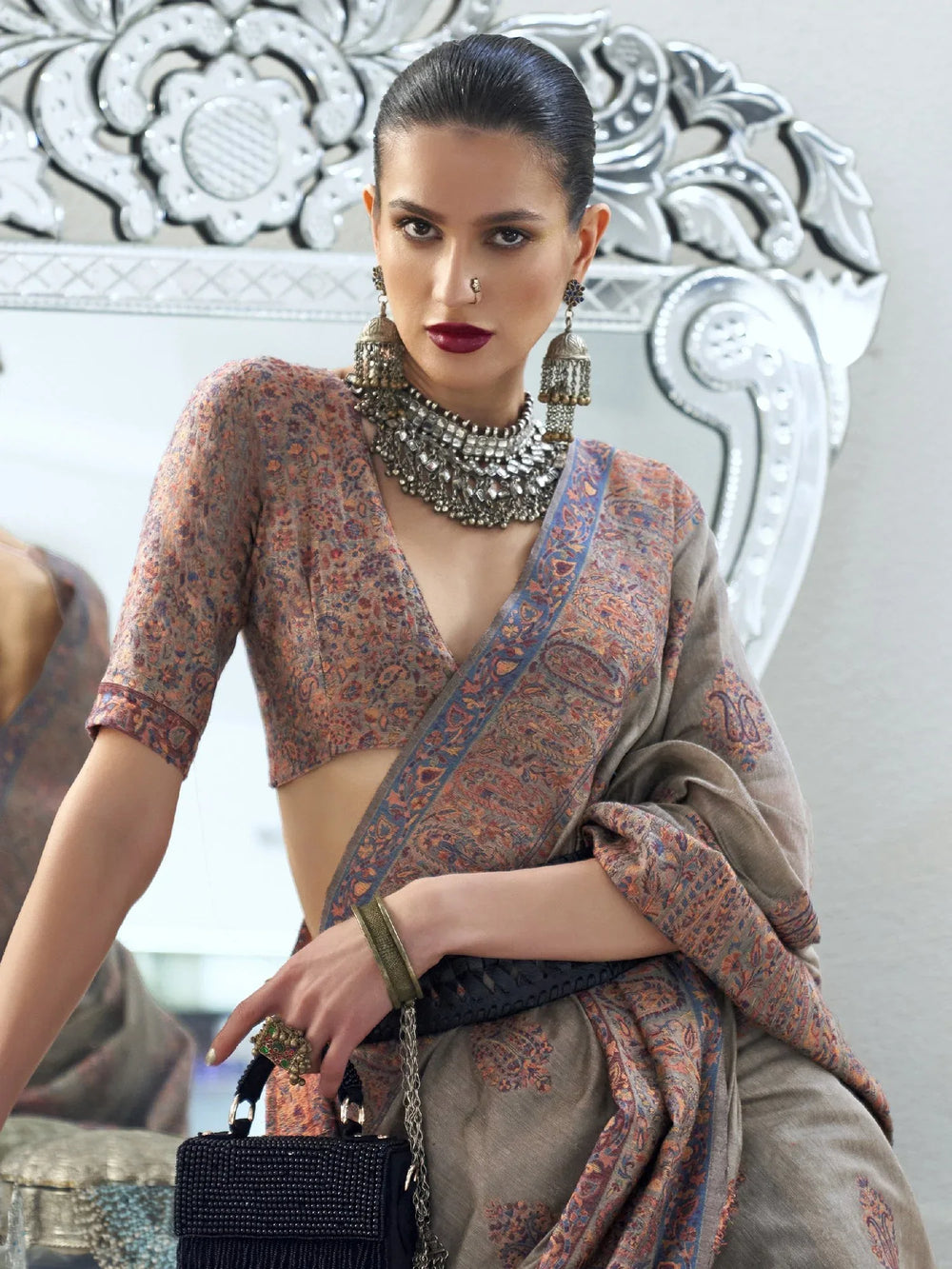 Grey Modal Kashmiri Handloom Silk Saree - The Dori Store