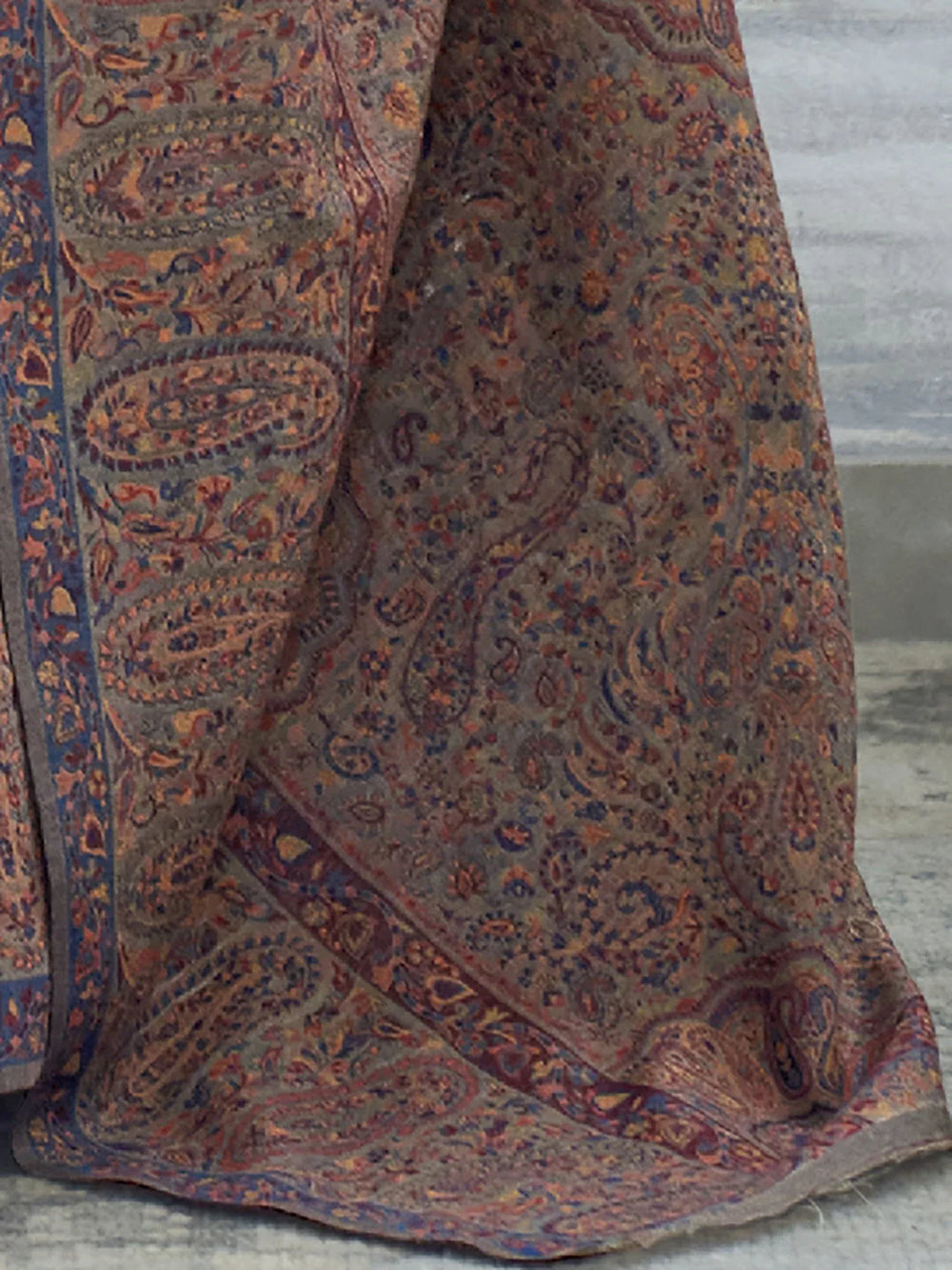 Grey Modal Kashmiri Handloom Silk Saree - The Dori Store