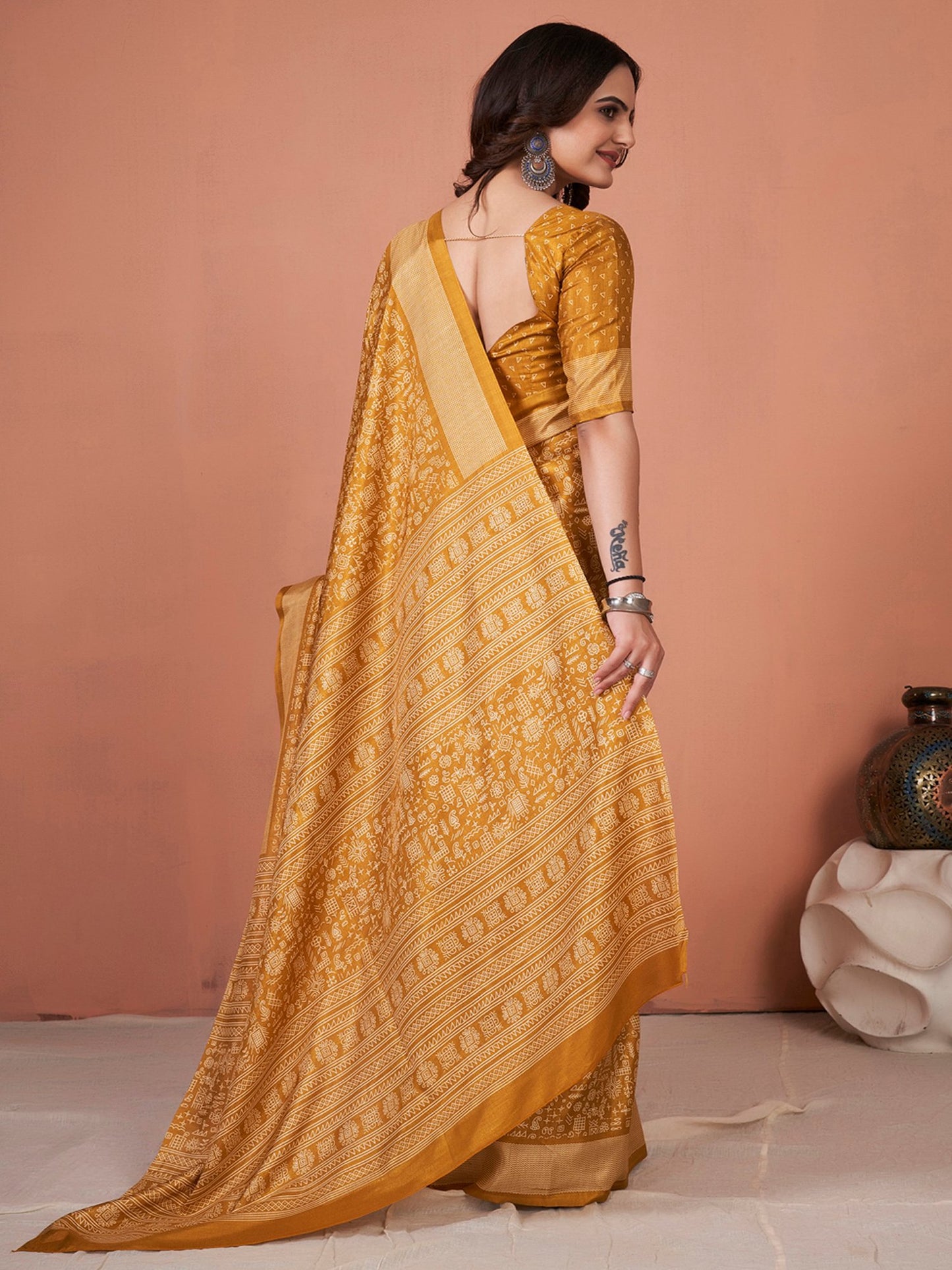 Get the best South Indian saree