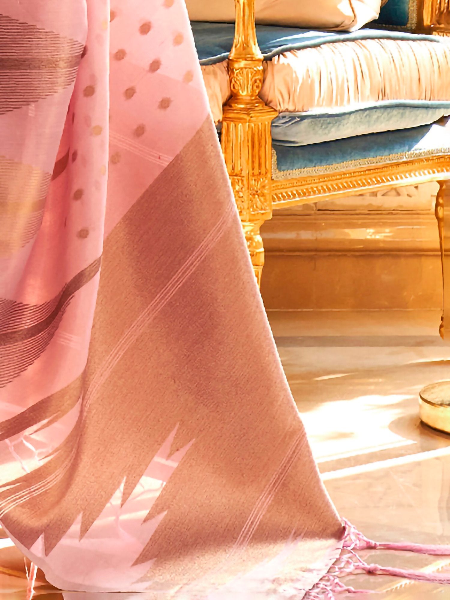 Get the best Dulhan saree
