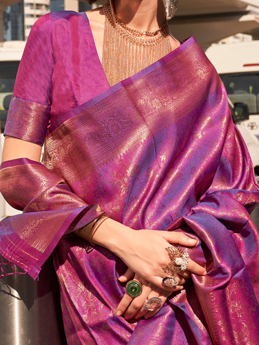 Magenta Kanjeevaram Kanjeevaram Silk Woven Saree
