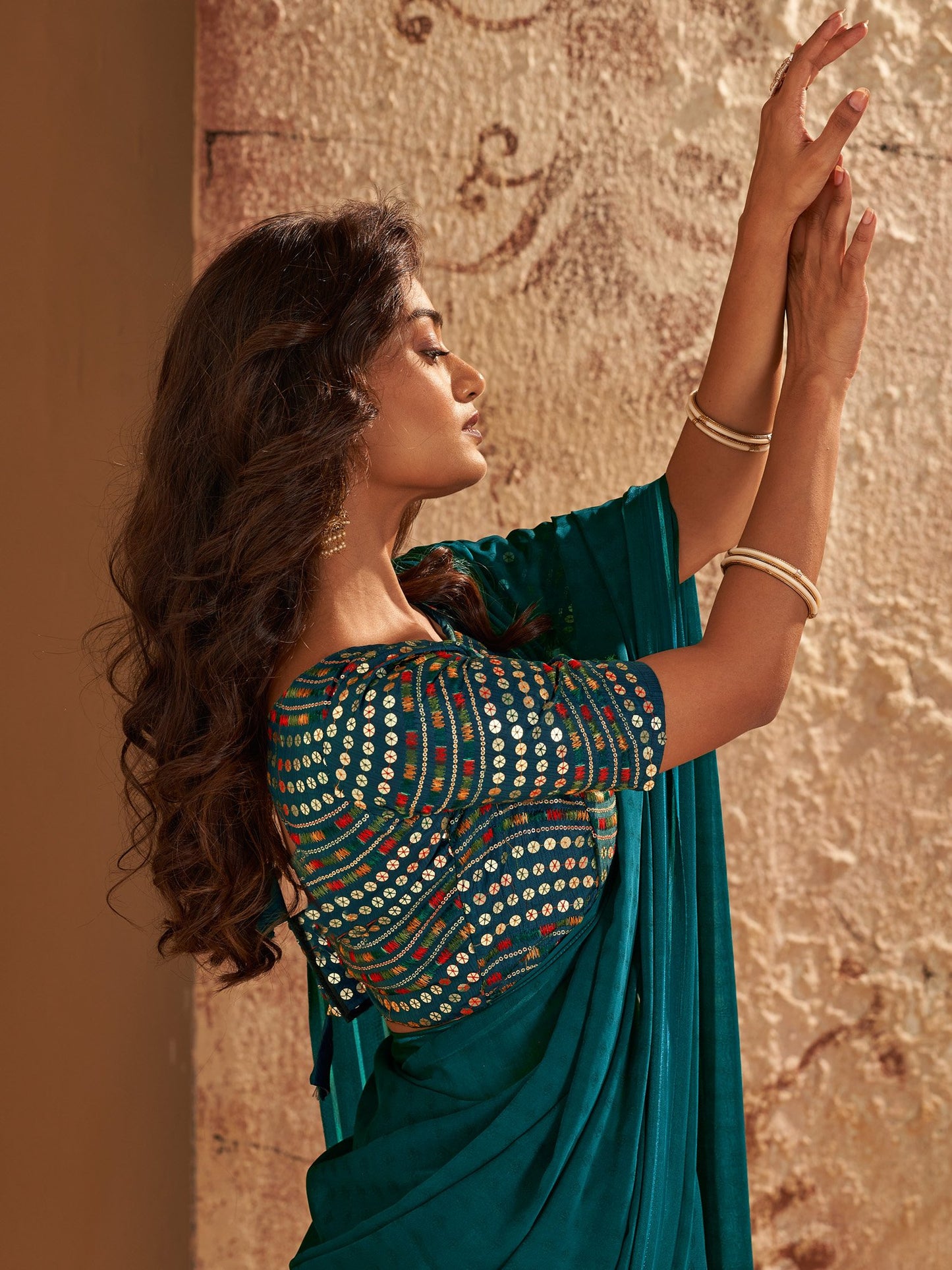 Get the best bridal saree