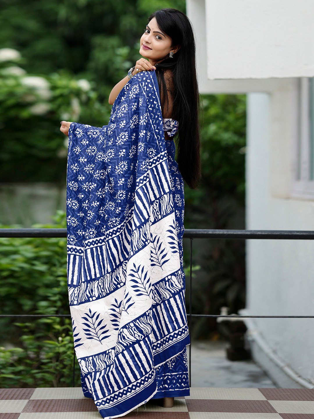 Get the best bridal saree