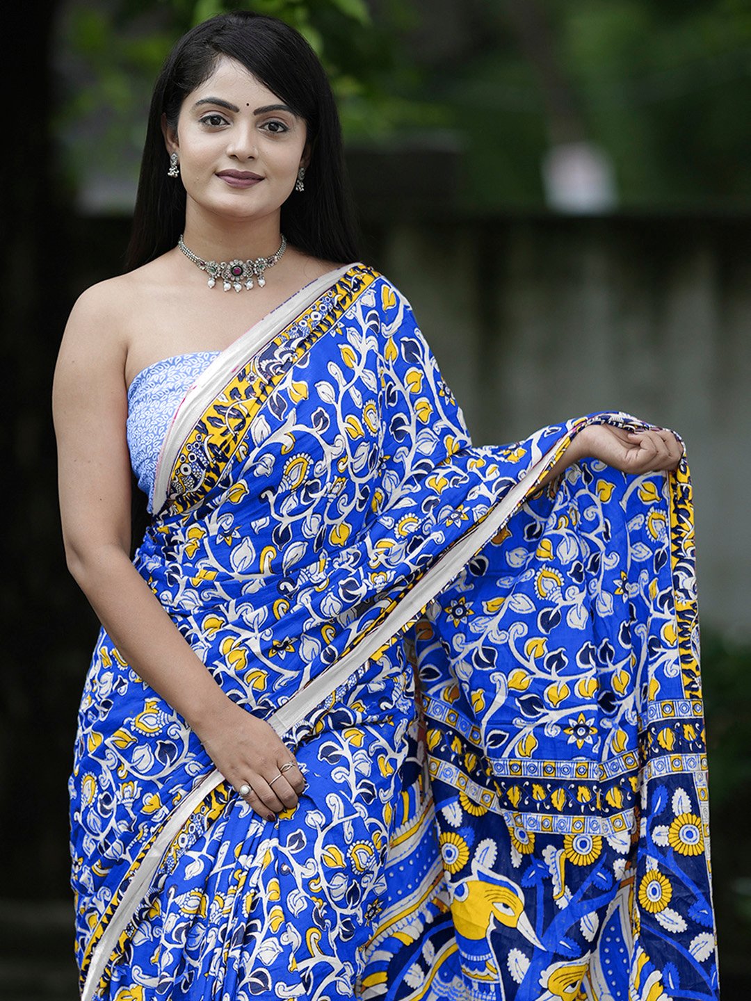 Get the best online saree store
