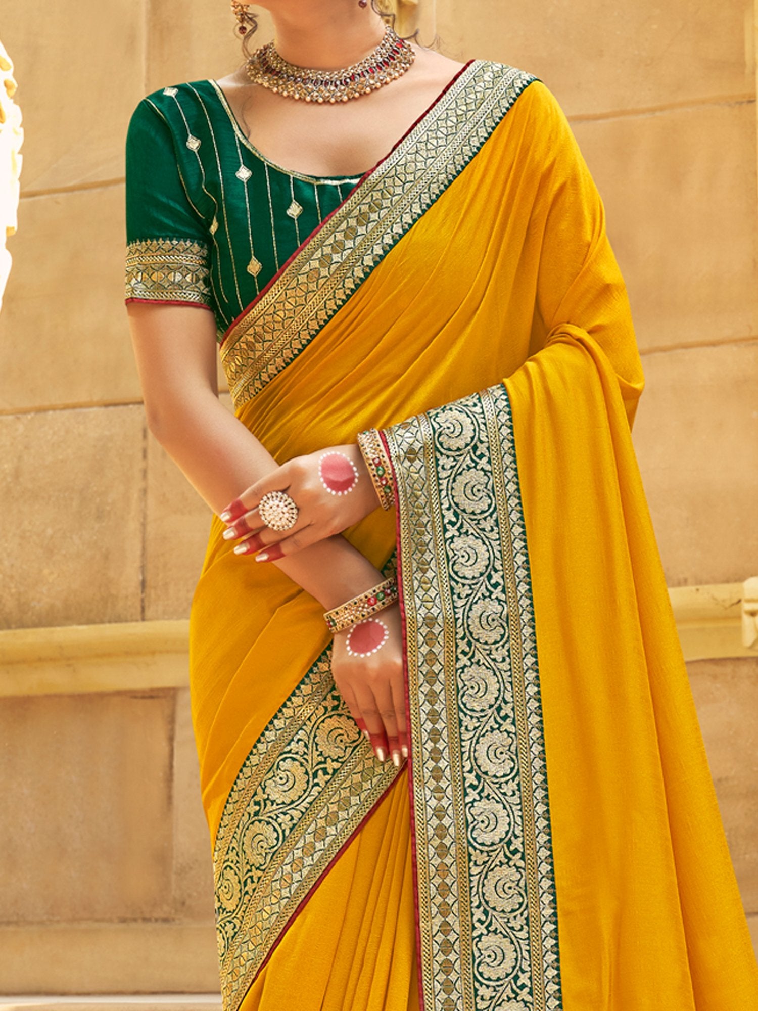 Get the best Kanchipuram silk sarees