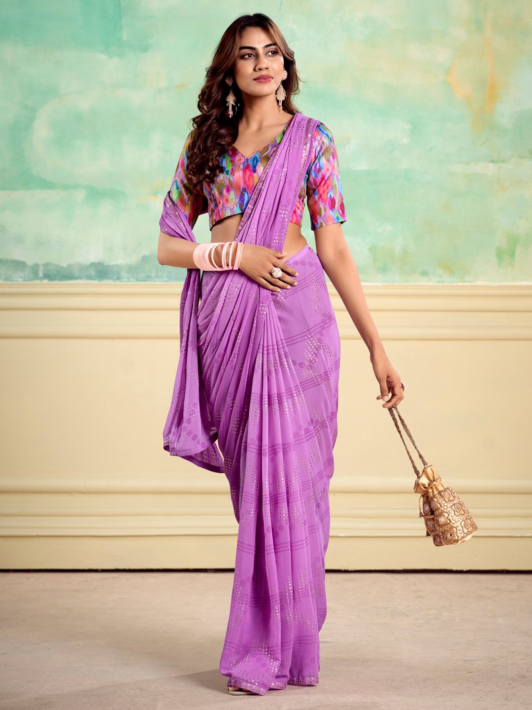 Get the best organza saree