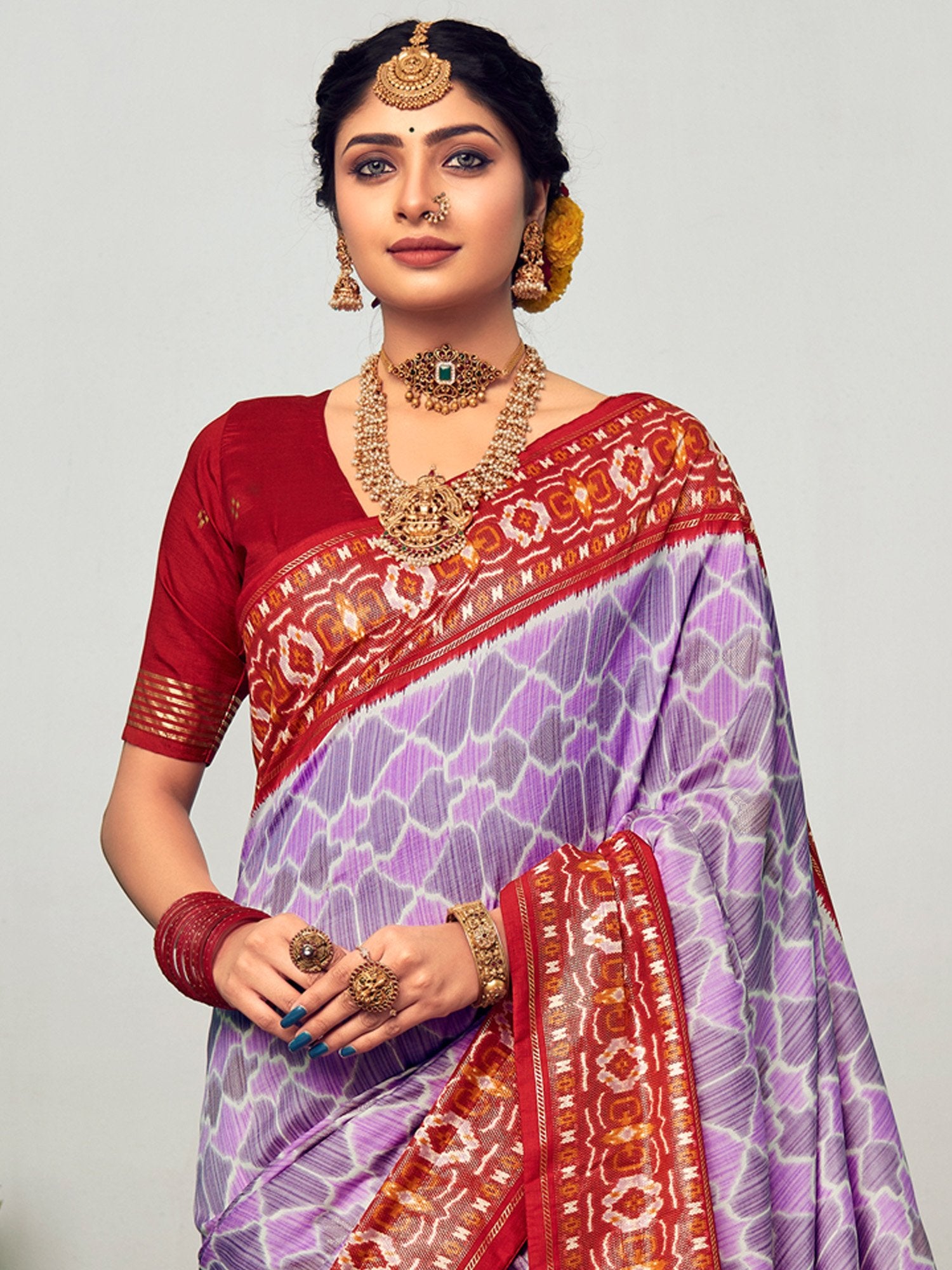 Get the best Paithani saree