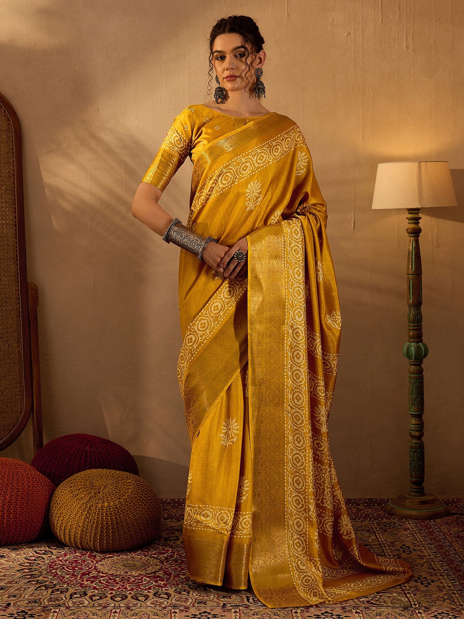 Get the best designer saree