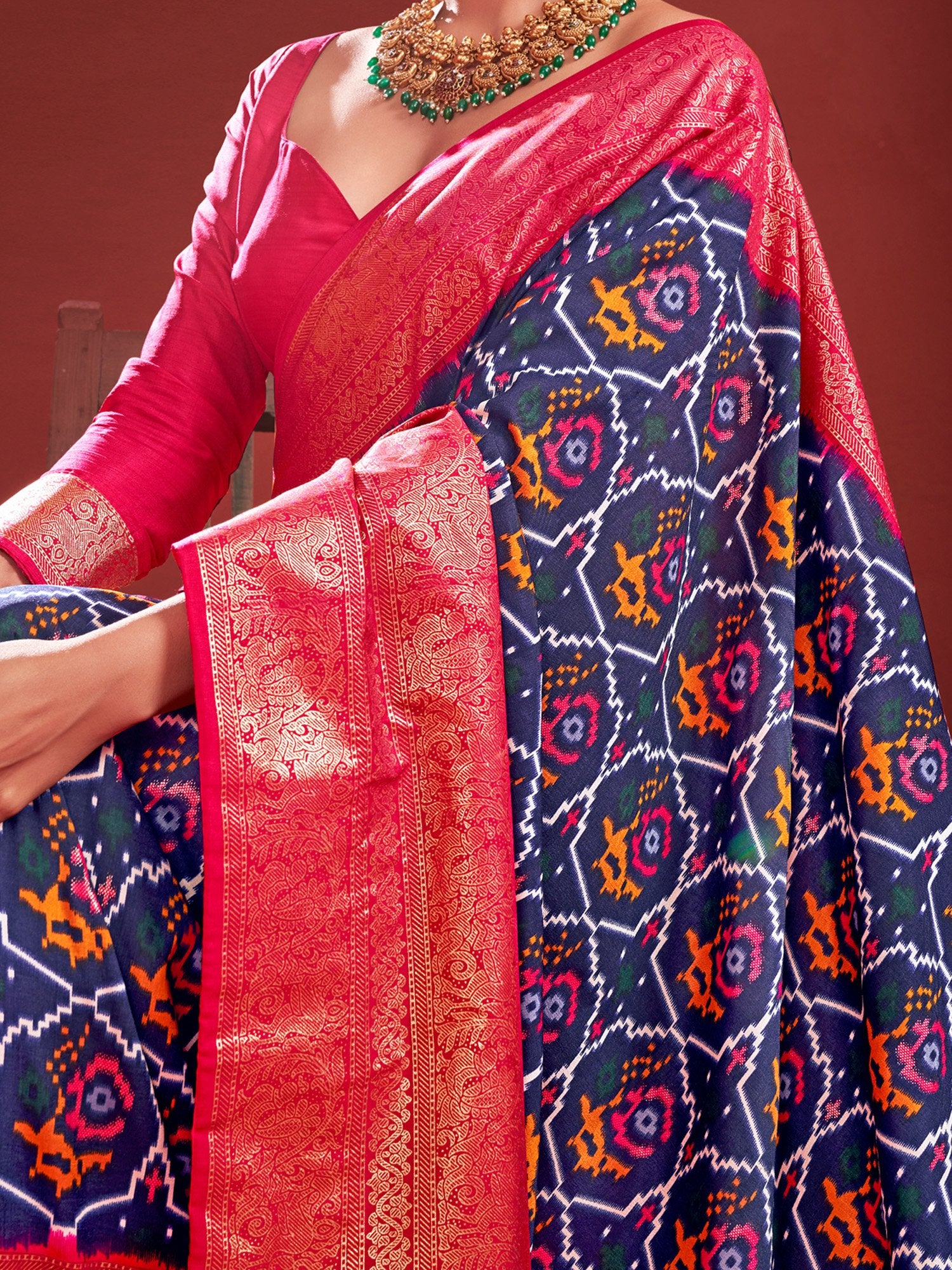 Get the best Dulhan saree