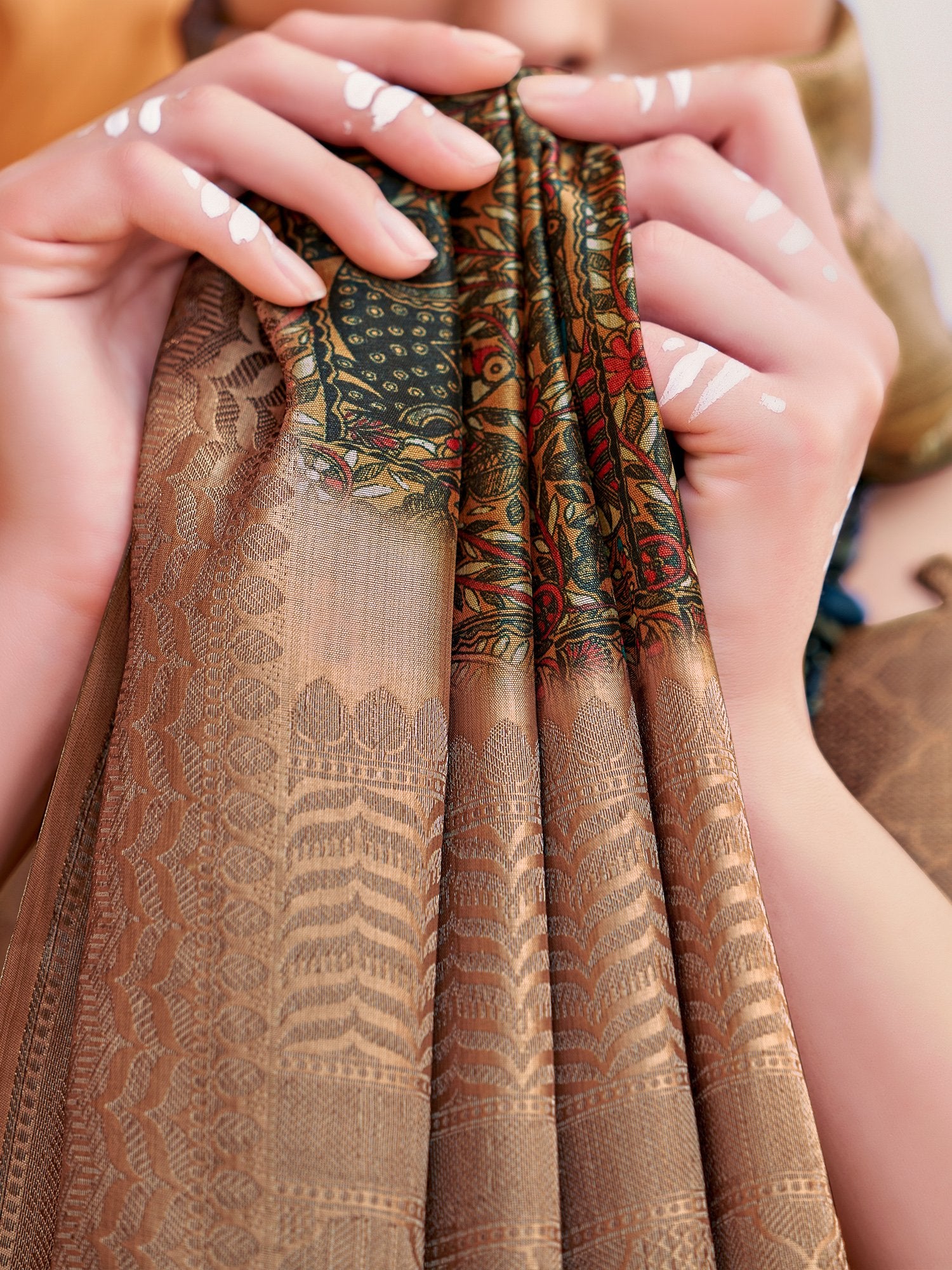 Get the best amazon saree