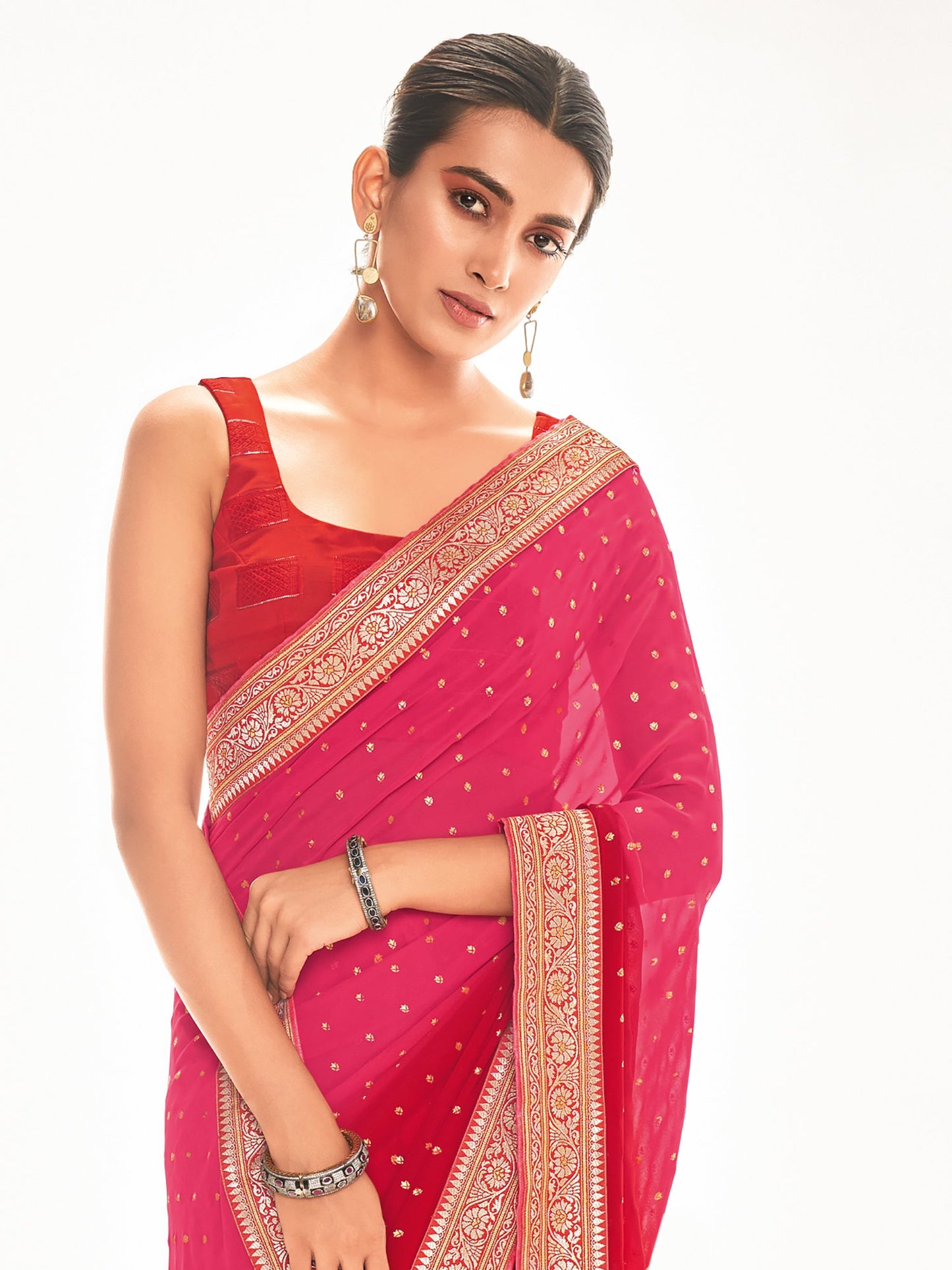 Get the best party wear saree
