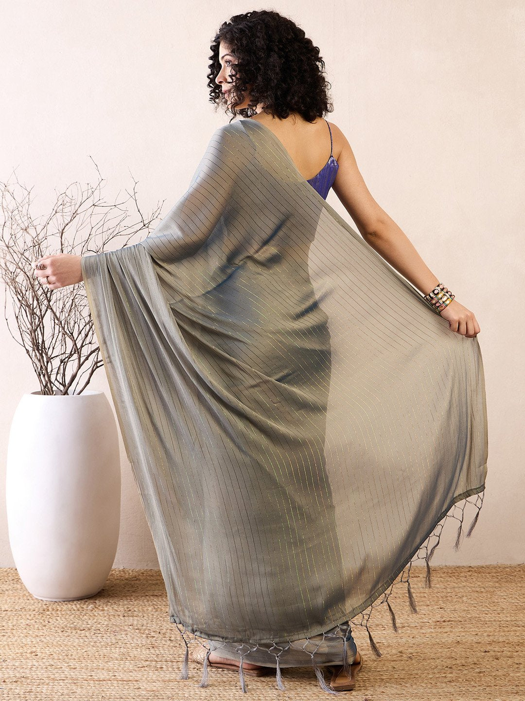 Get the best ready-to-wear saree