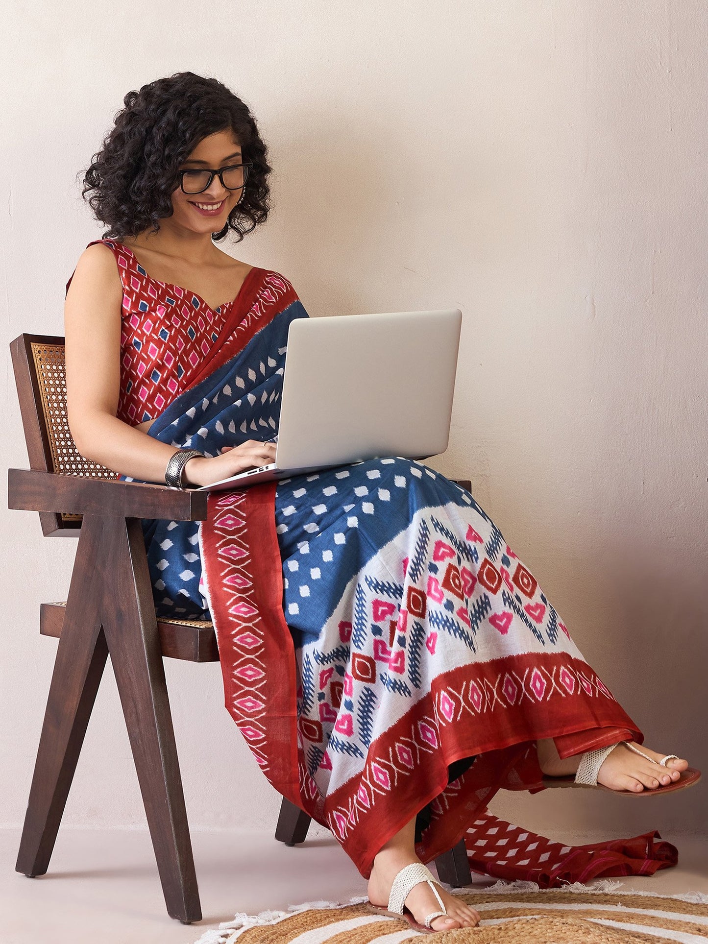 Get the best online saree store
