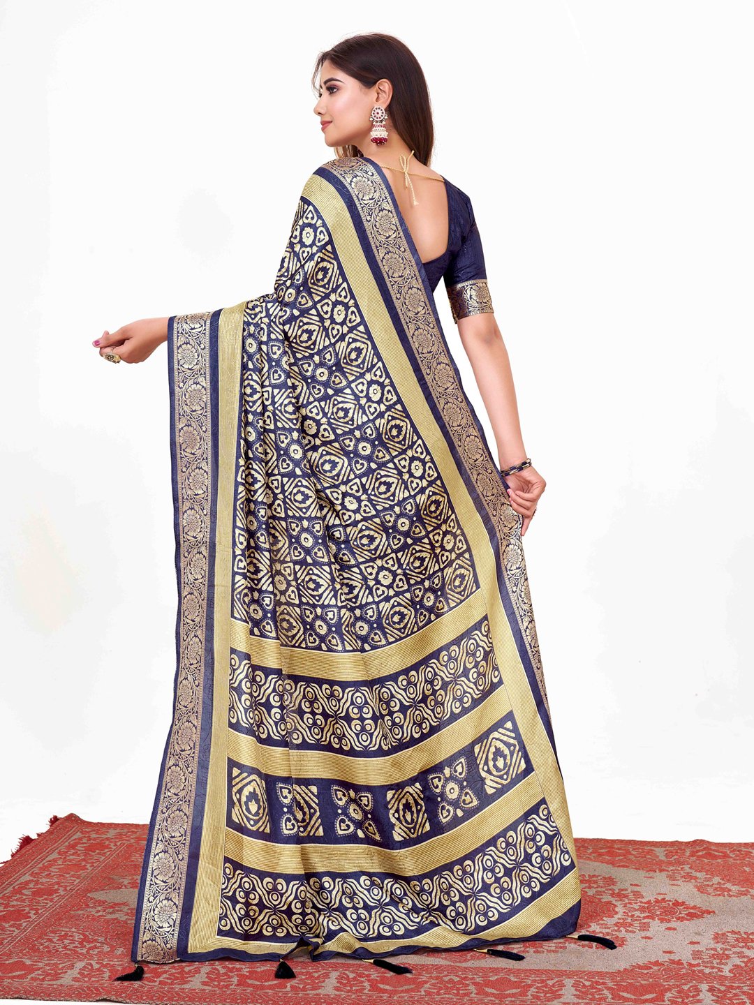 Get the best amazon best saree