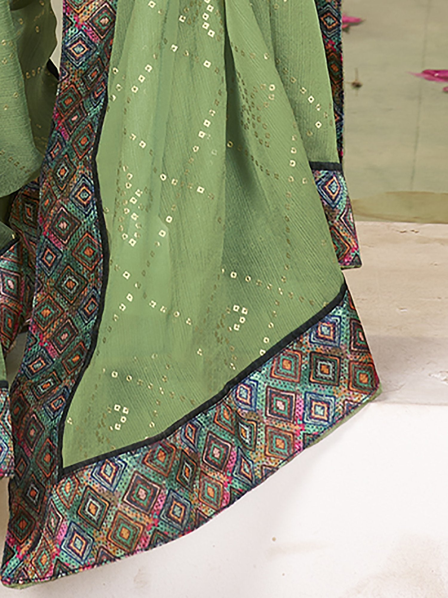 Get the best organza saree