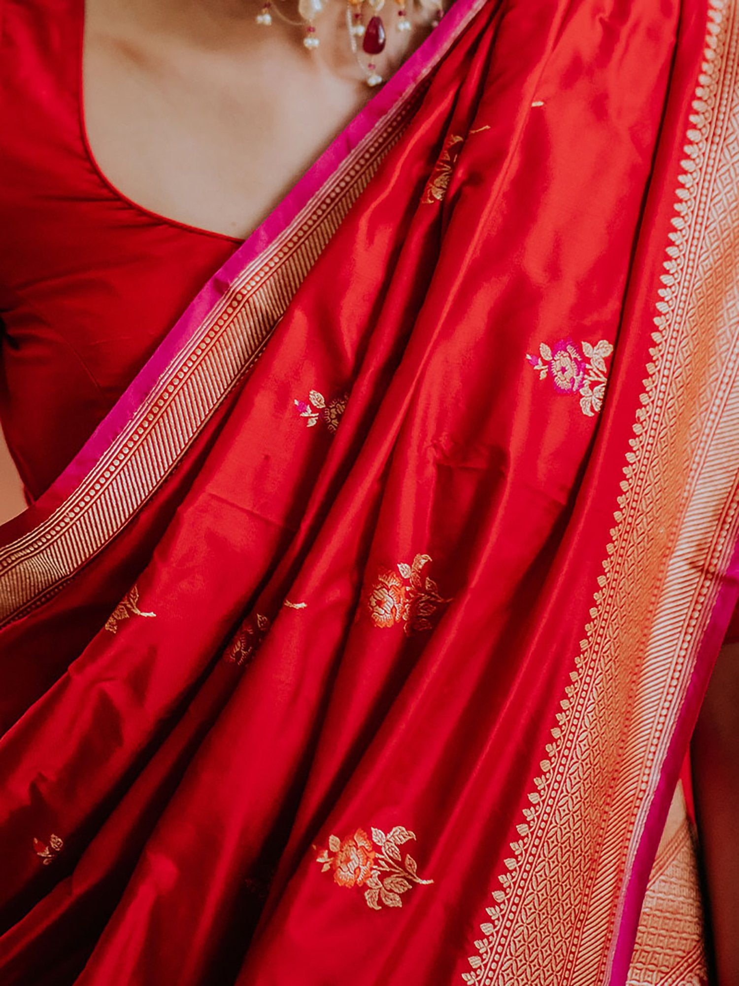 Get the best kanjeevaram South Indian bridal saree