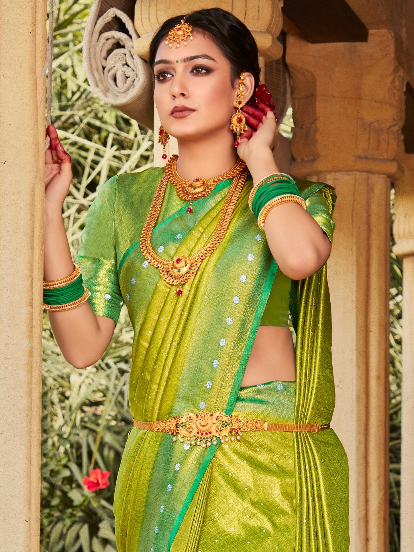 Get the best shaadi saree
