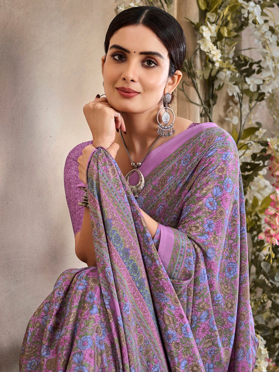 Get the best new saree design