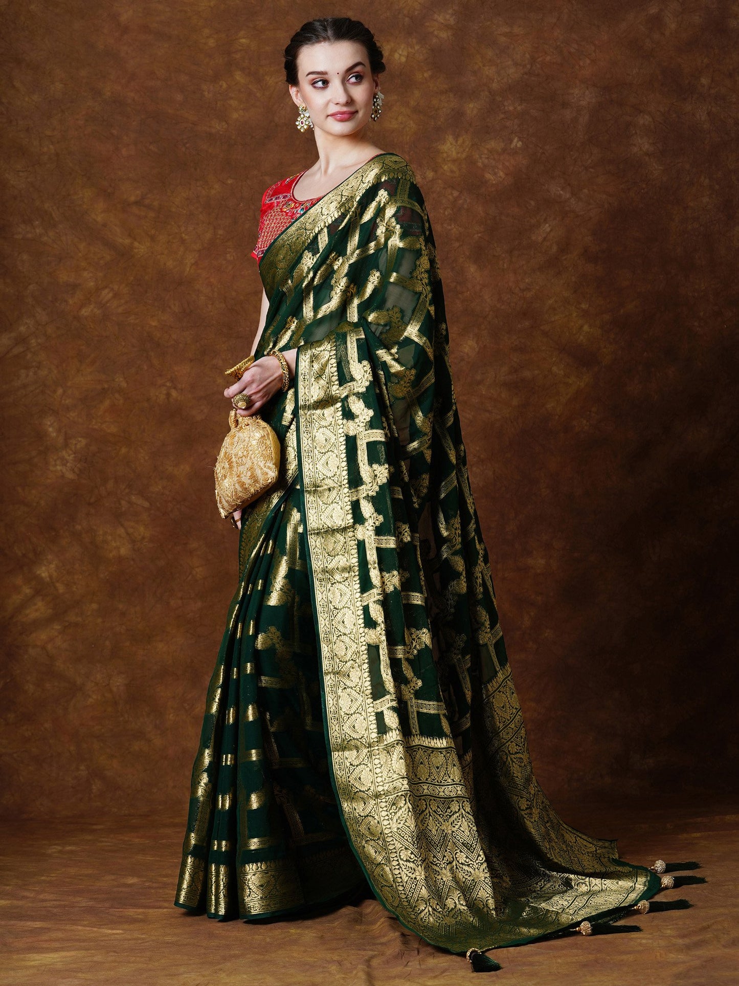 Get the best shaadi saree