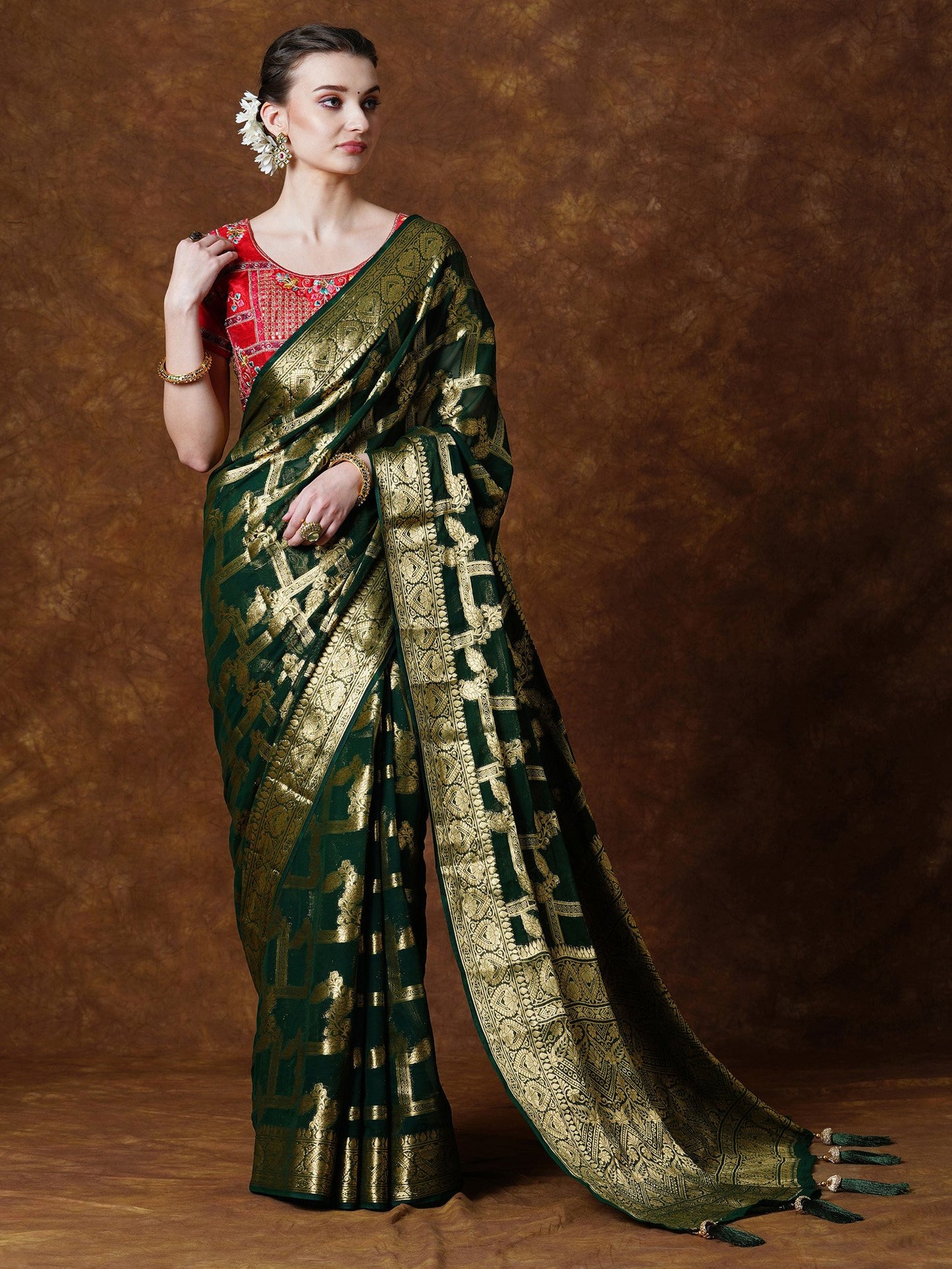 Get the best saree manufacturer
