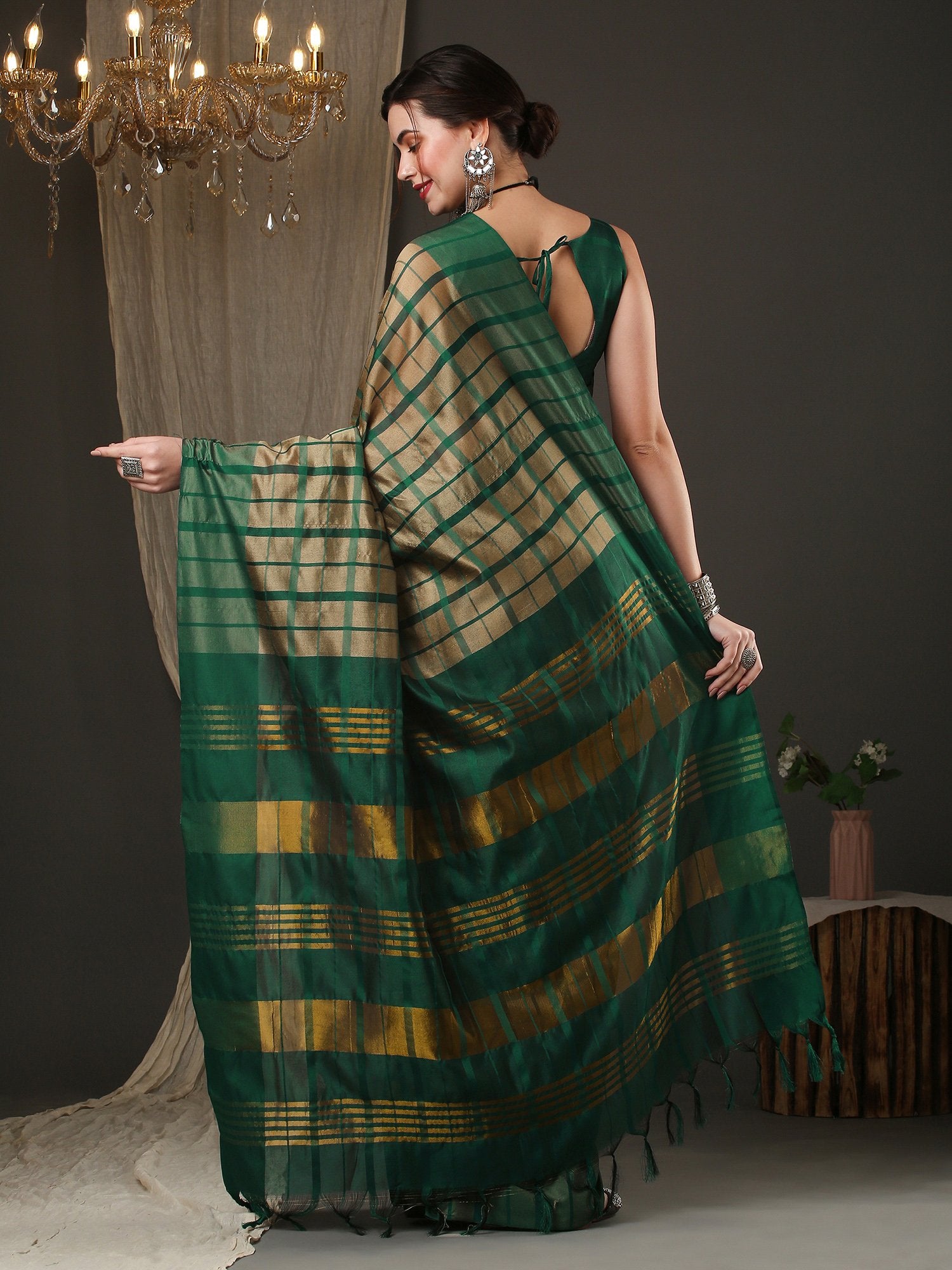 Get the best Dulhan saree