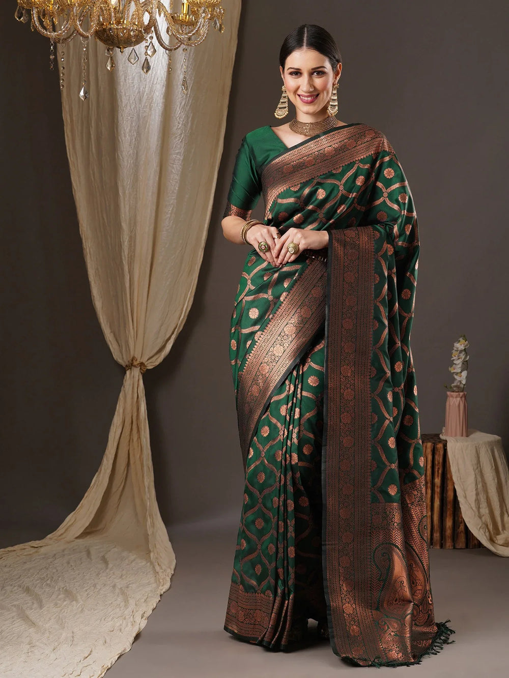 Hunter Green Kanjeevaram Silk Saree - The Dori Store