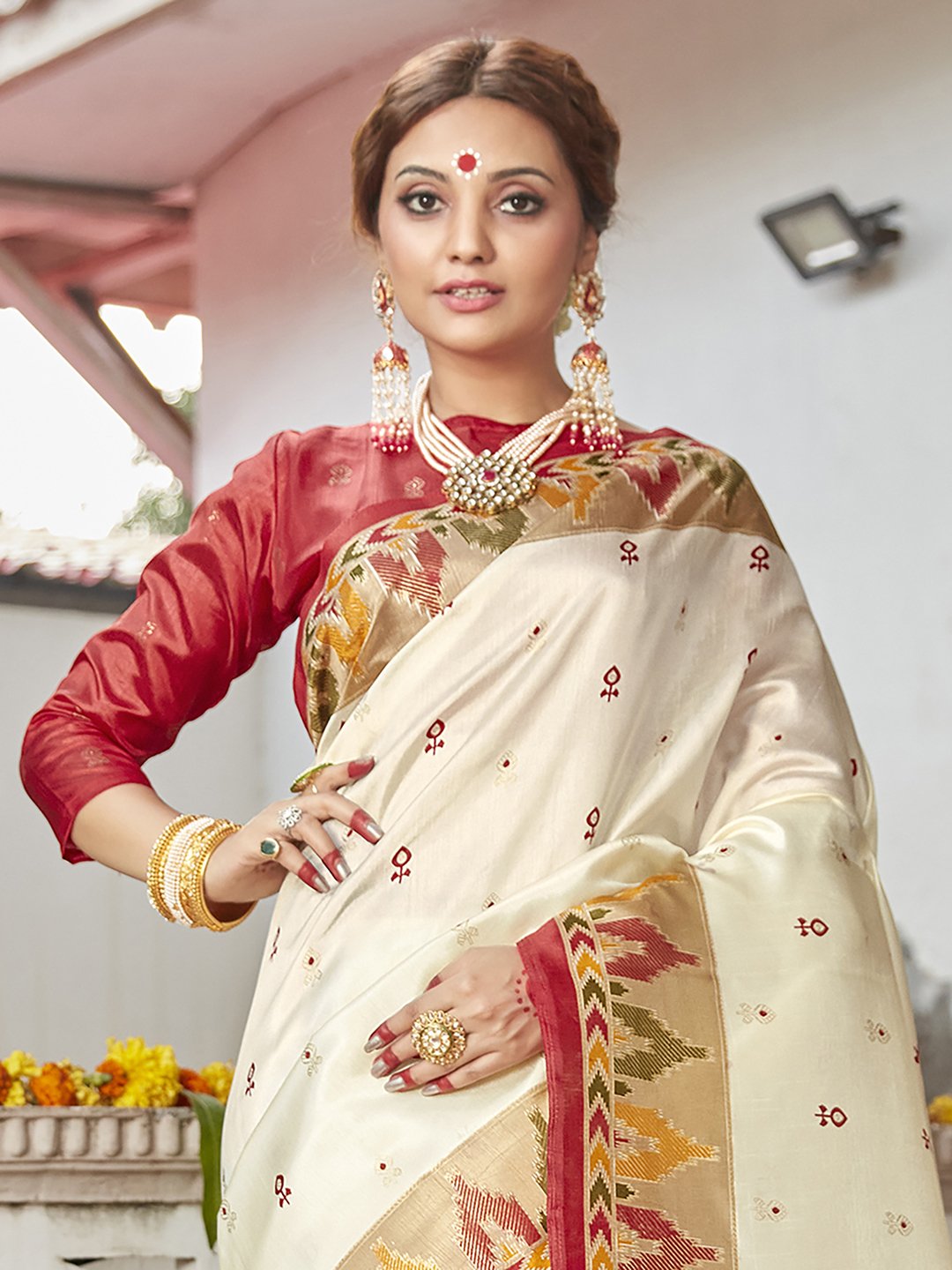 OffWhite Banarasi Silk Blend Printed Saree
