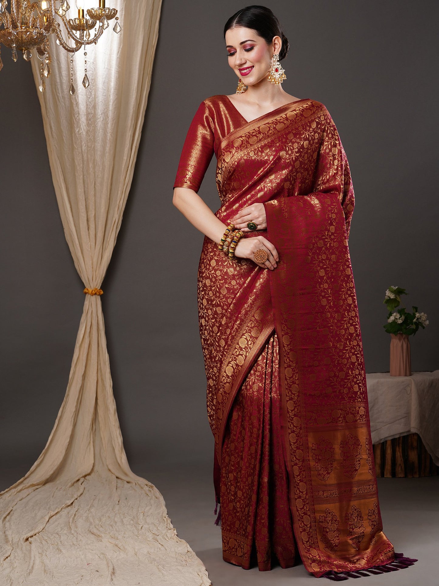 Get the best party wear saree