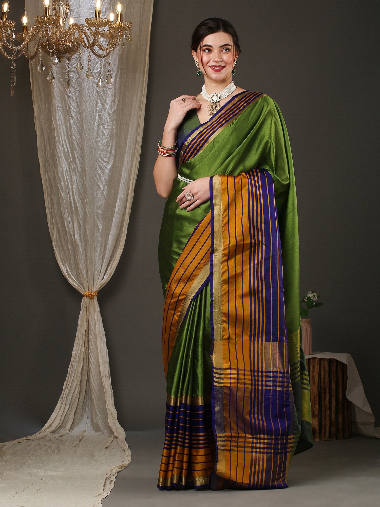 Get the best partywear saree