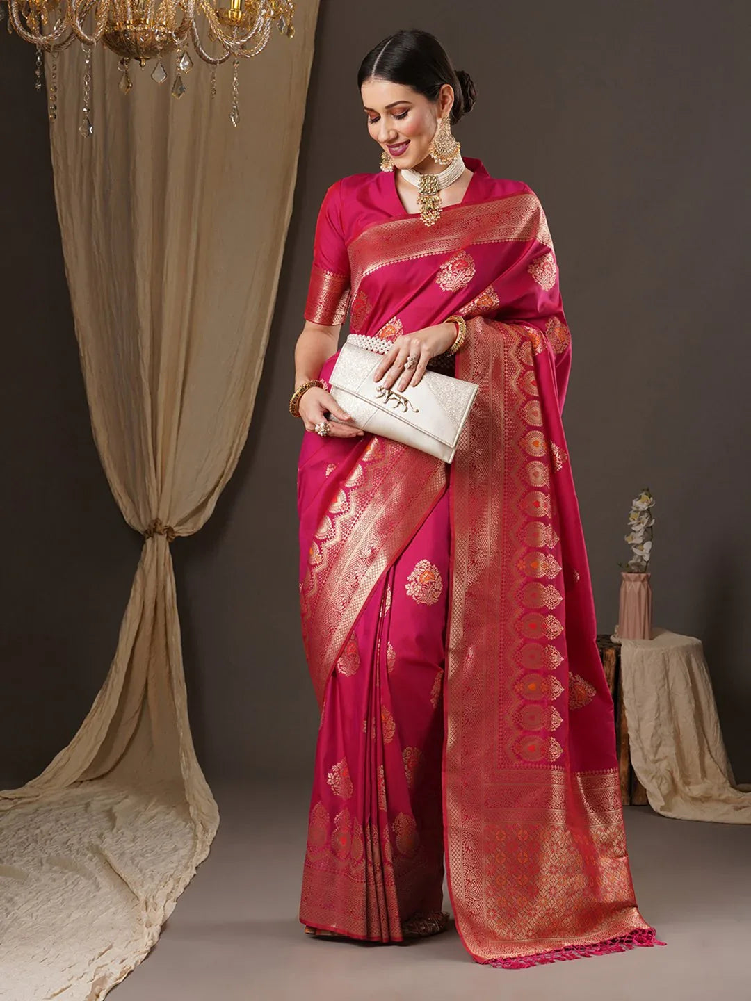 Pink Banarasi Silk Blend Woven Saree - The Dori Store