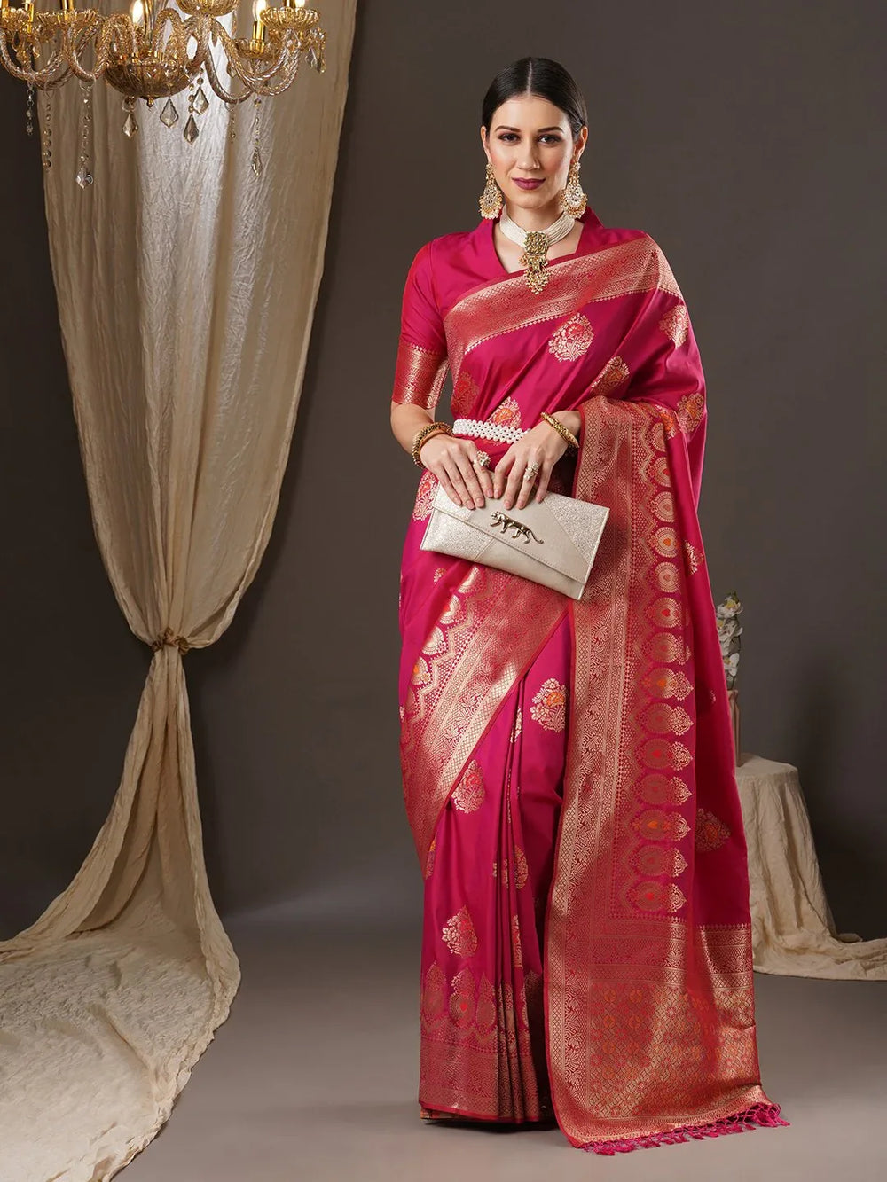 Pink Banarasi Silk Blend Woven Saree - The Dori Store