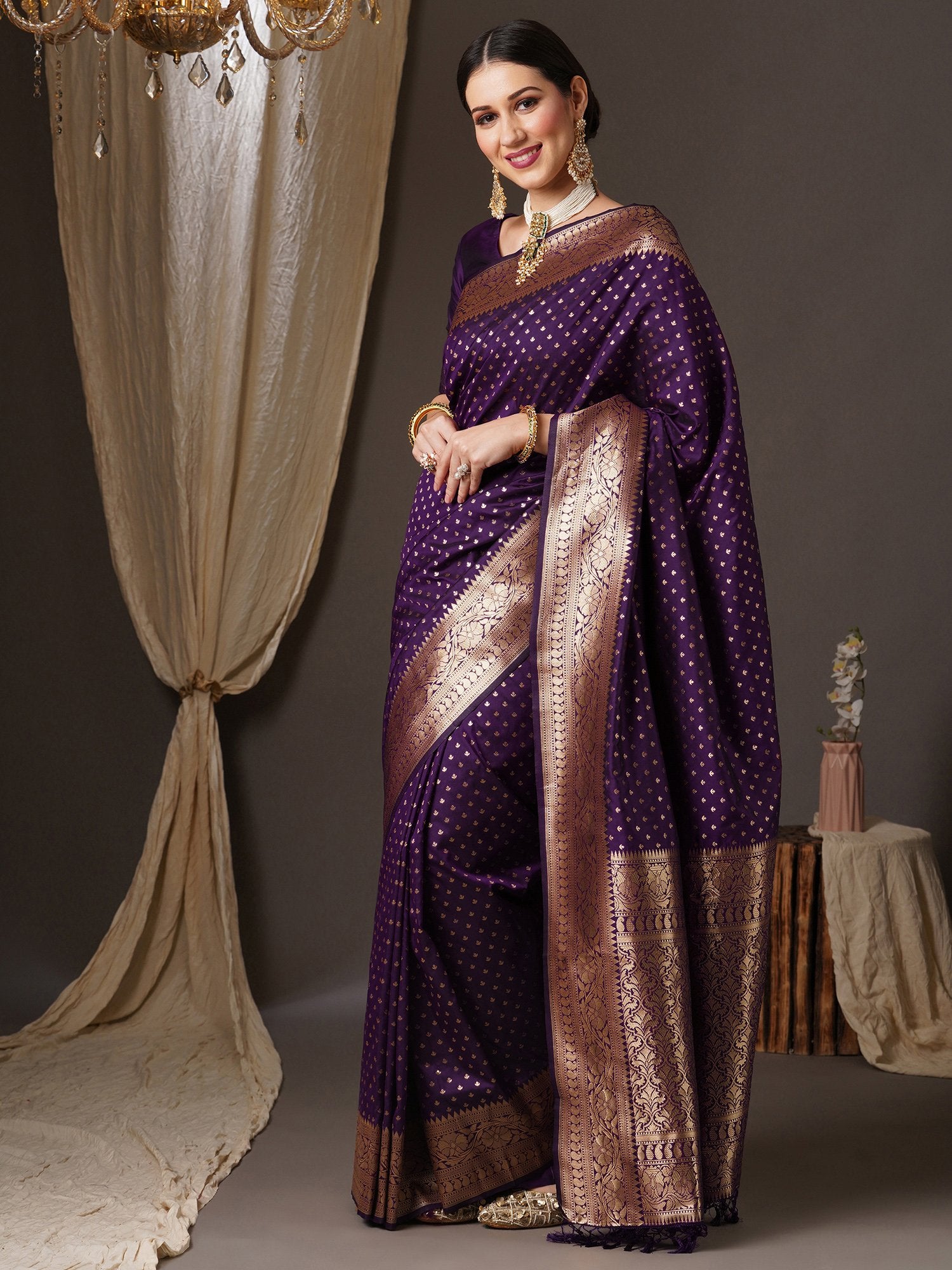 Get the best ready-to-wear saree