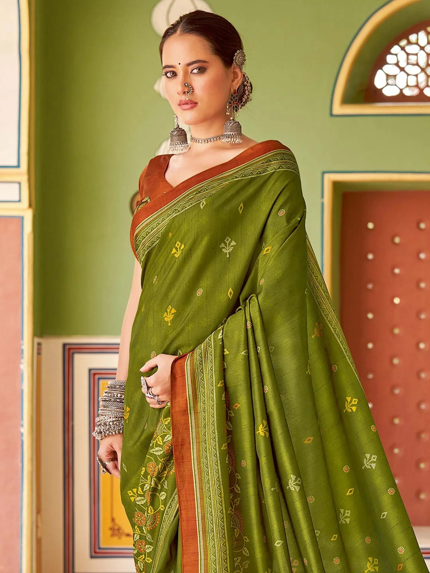Green Tussar Silk Blend Printed Saree - The Dori Store
