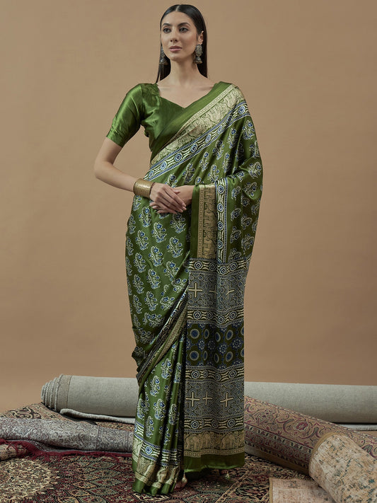 Green Green Block Print Pure Crepe Printed Saree