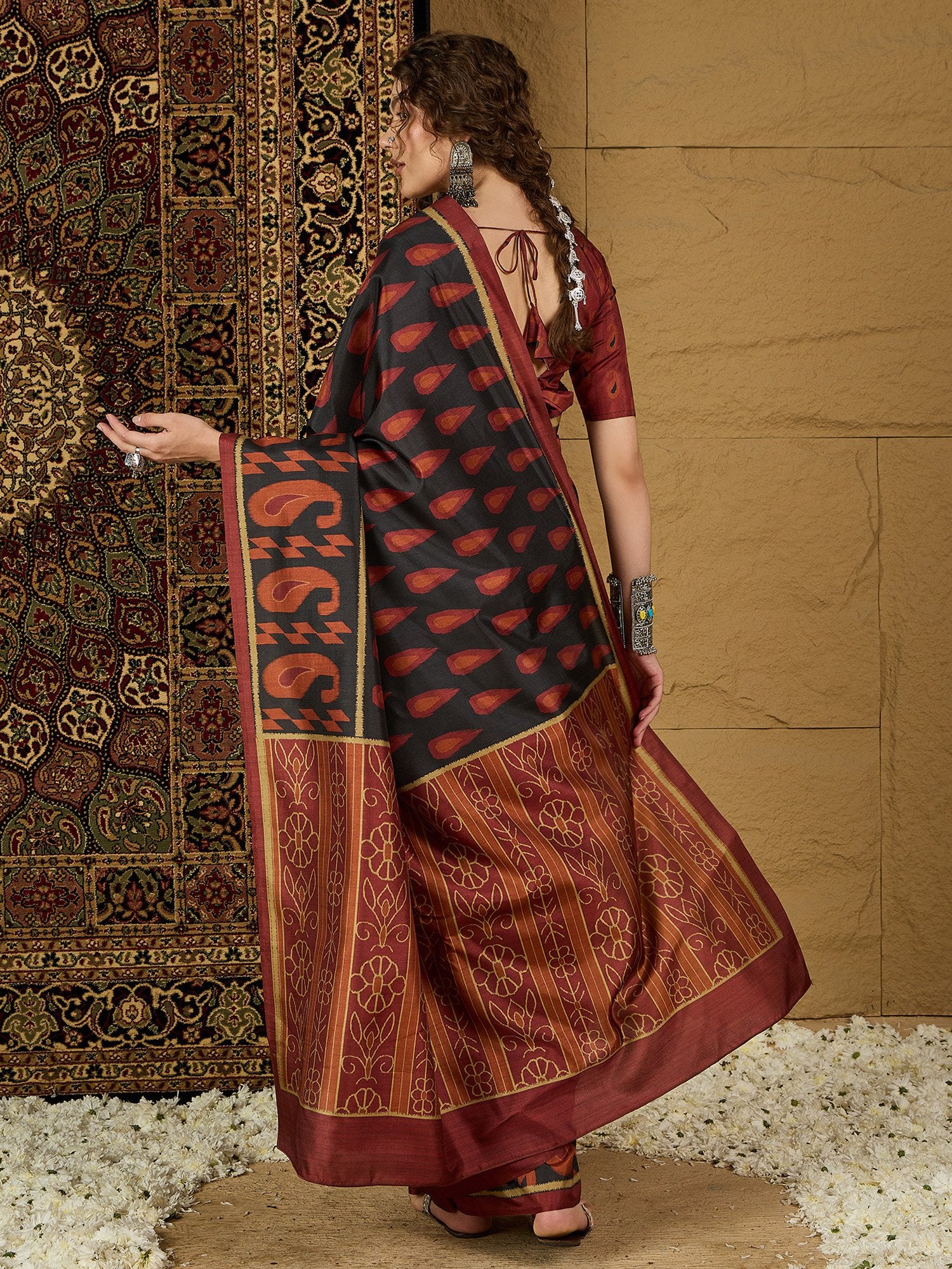 partywear designer saree for festive occasions