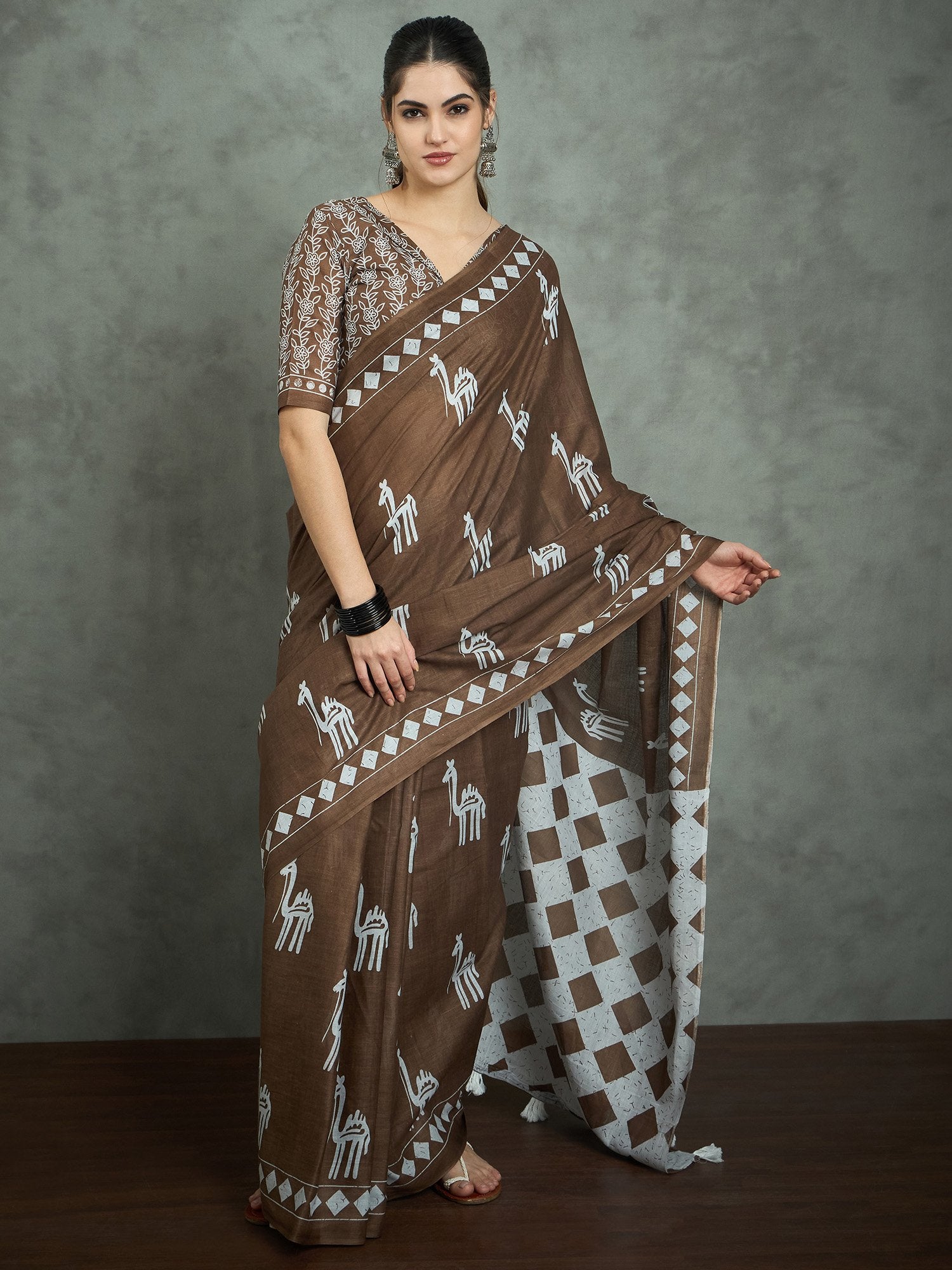 Brown Brown Bagh Cotton Printed Saree